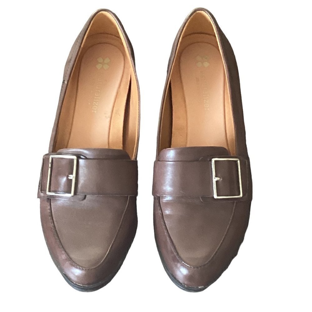 N5 Contour Buckle Naturalizer Loafer Sz 8 Brown #50P